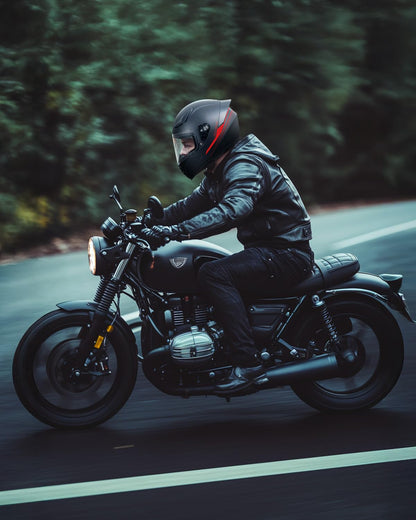 Foxhound Matte Black Red Full Face Motorcycle Helmet - ECE DOT Approved & Anti-Fog